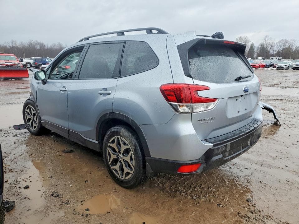 2023 SUBARU FORESTER PREMIUM 2