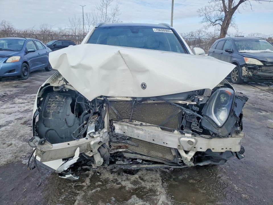 2018 MERCEDES BENZ GLC 300 4MATIC 5
