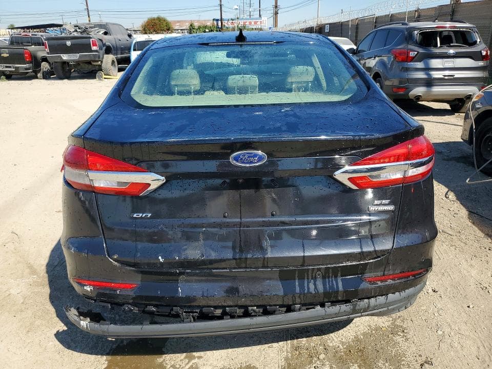 2020 FORD FUSION SE 6