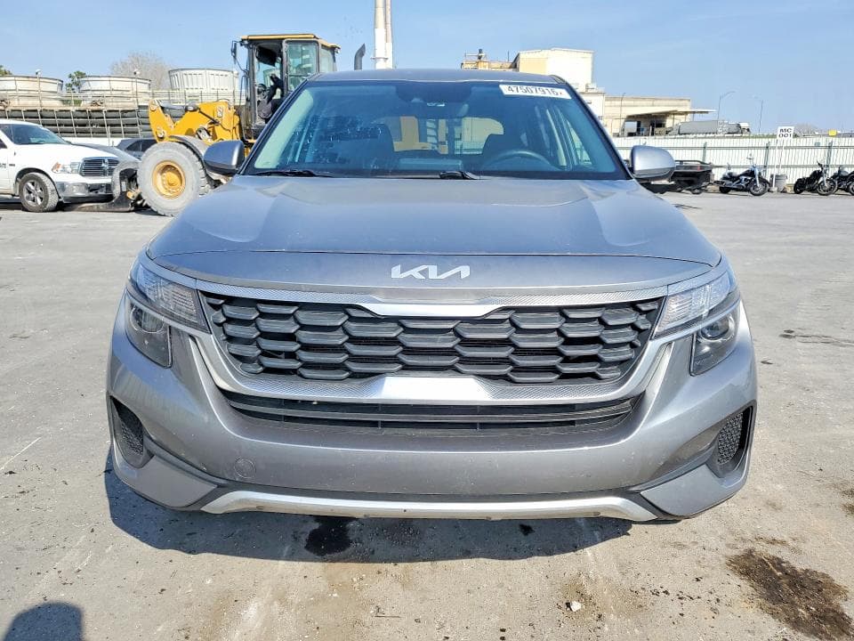2023 KIA SELTOS LX 5