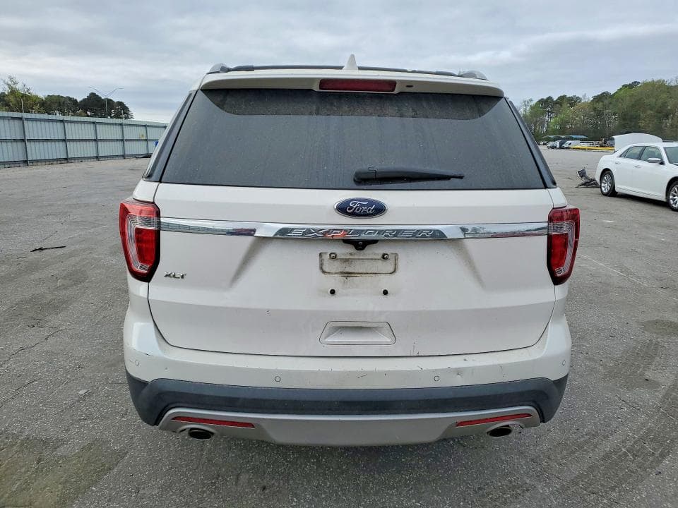 2017 FORD EXPLORER XLT 6