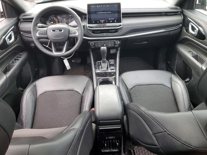 2024 JEEP COMPASS LATITUDE 8