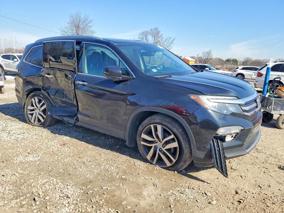 2017 HONDA PILOT ELITE 4