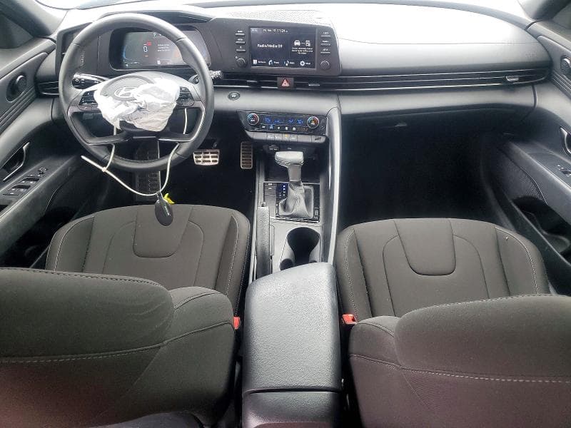 2025 HYUNDAI ELANTRA SEL SPORT 8