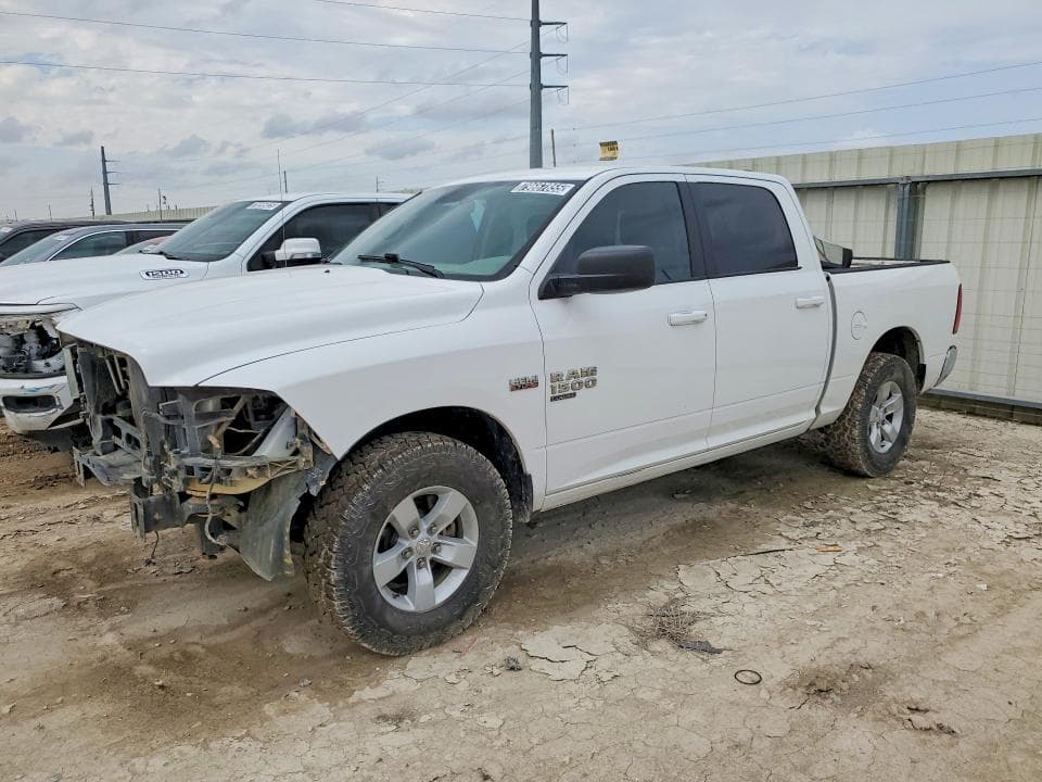 2019 RAM 1500 CLASSIC SLT - 1
