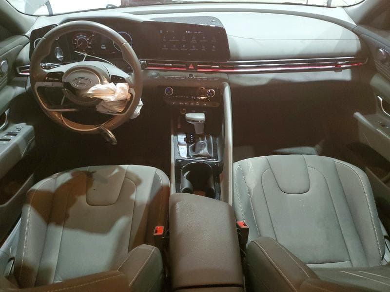 2024 HYUNDAI ELANTRA SEL 8