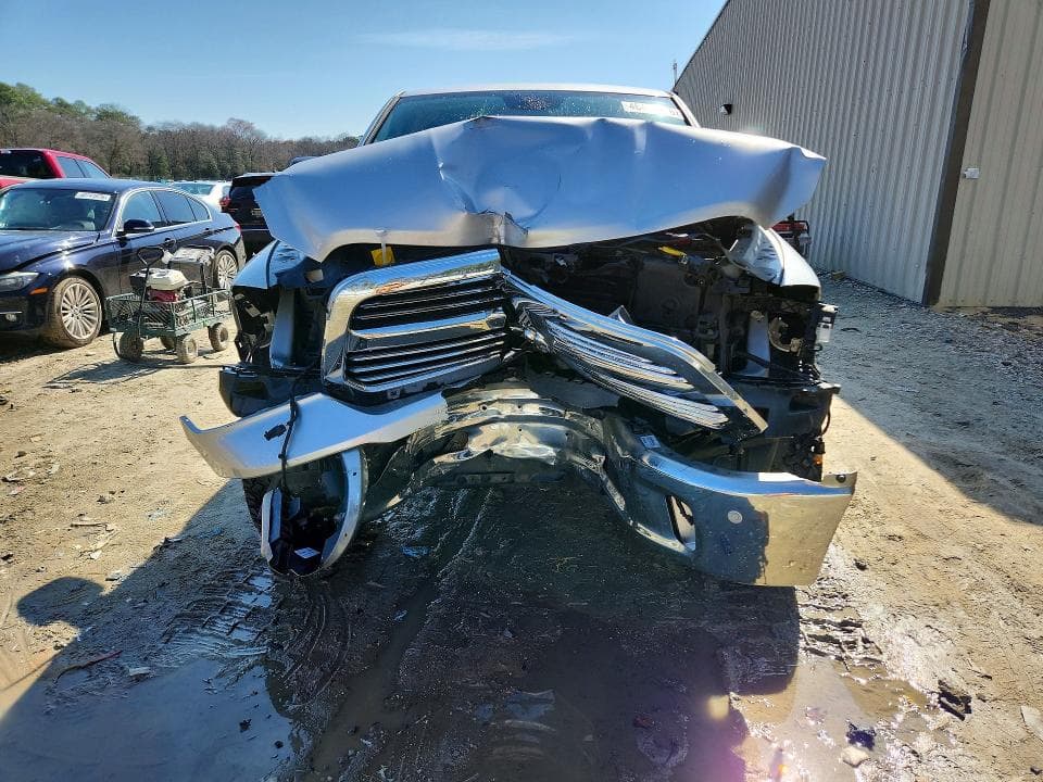 2017 RAM 1500 SLT 5