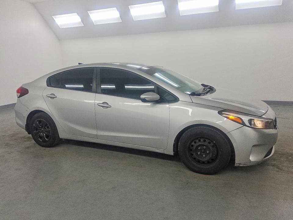 2018 KIA FORTE LX 4