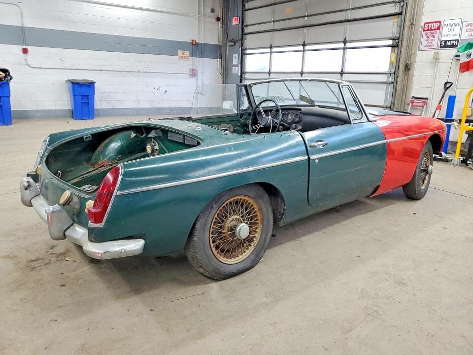 1968 MG MGB CONVER 3