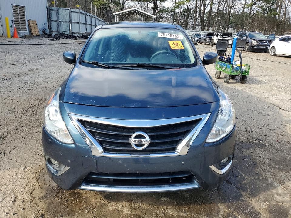 2017 NISSAN VERSA 1.6 S 5