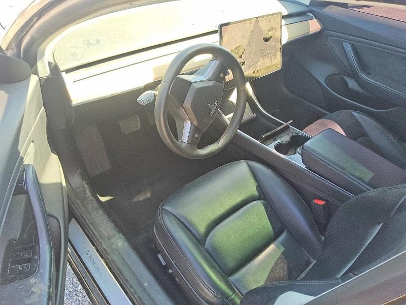 2019 TESLA MODEL 3 8