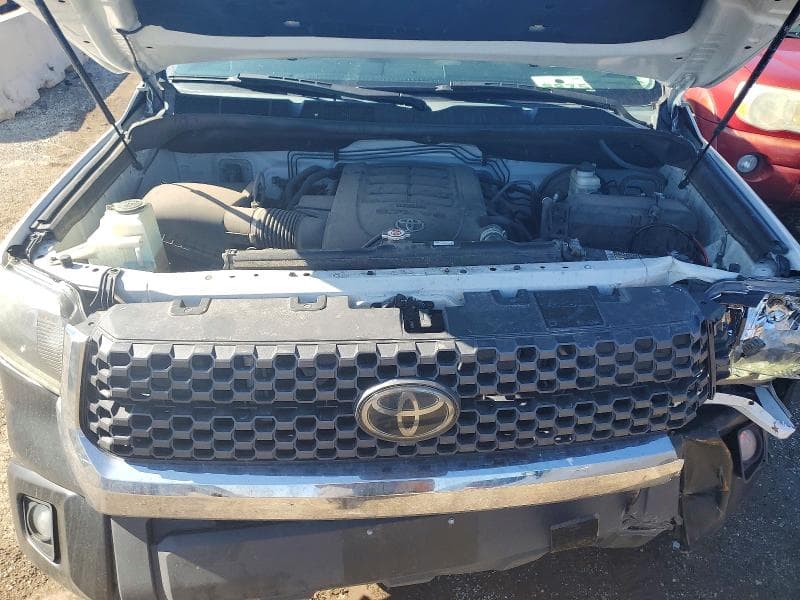 2020 TOYOTA TUNDRA SR5 11