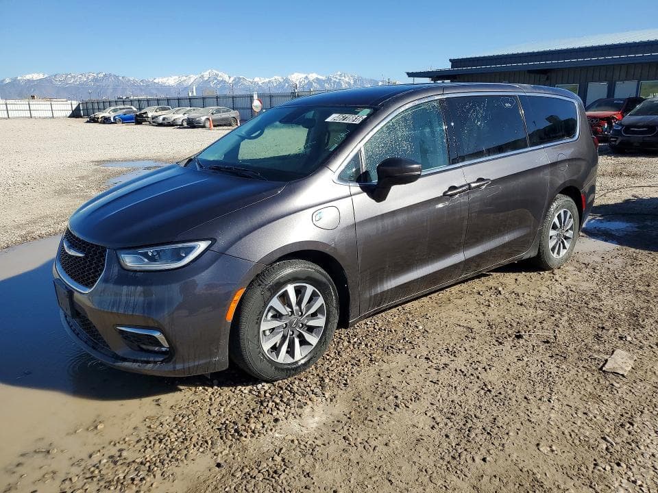 2023 CHRYSLER PACIFICA HYBRID TOURING L