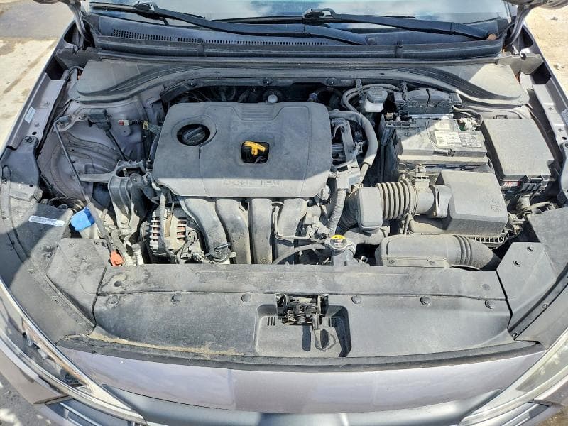 2020 HYUNDAI ELANTRA SEL 11