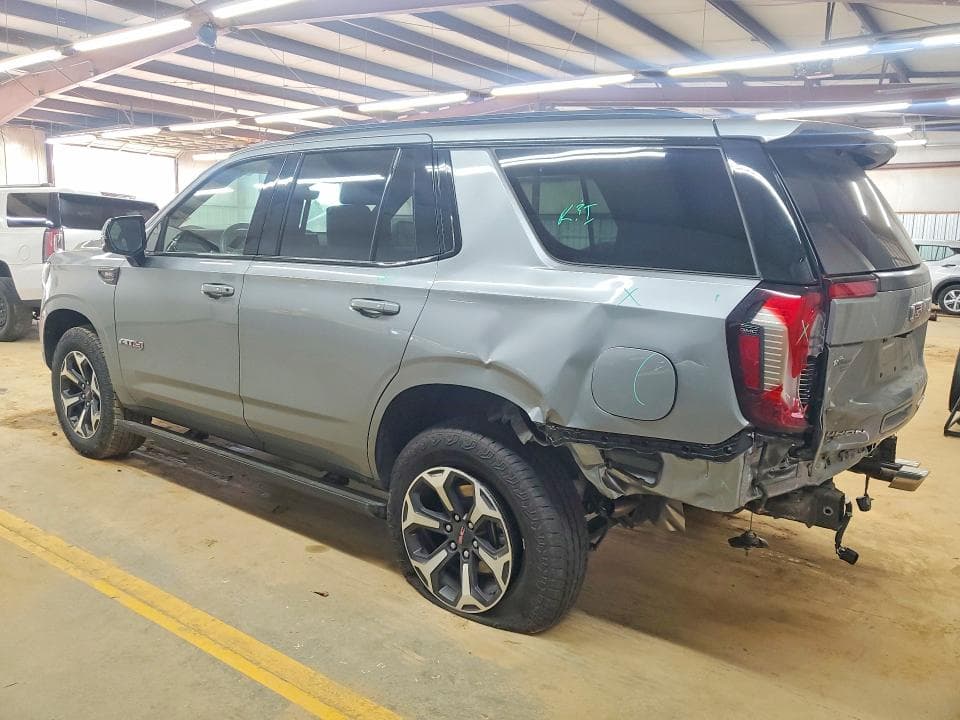 2025 GMC YUKON AT4 ULTIMATE 2