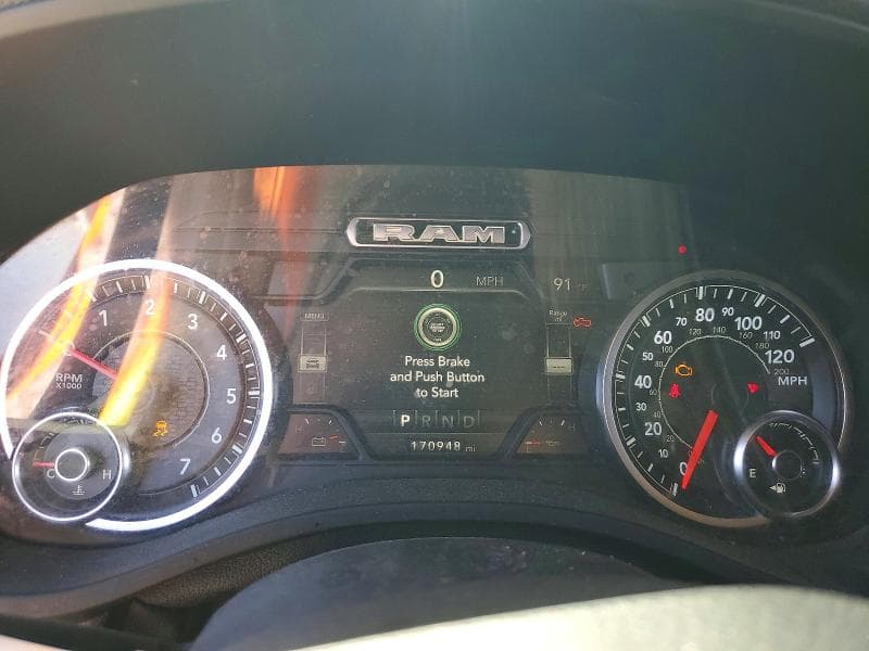 2019 RAM 1500 LARAMIE 9