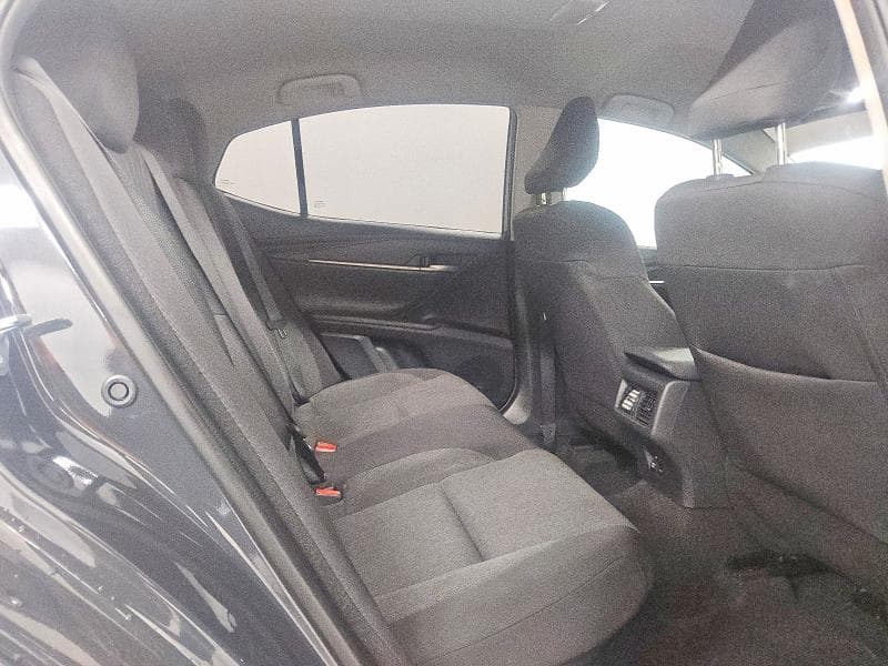 2025 TOYOTA CAMRY LE 10