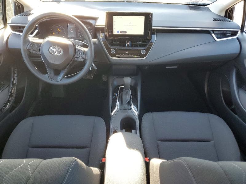 2025 TOYOTA COROLLA LE 8