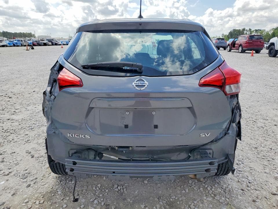 2019 NISSAN KICKS SV 6
