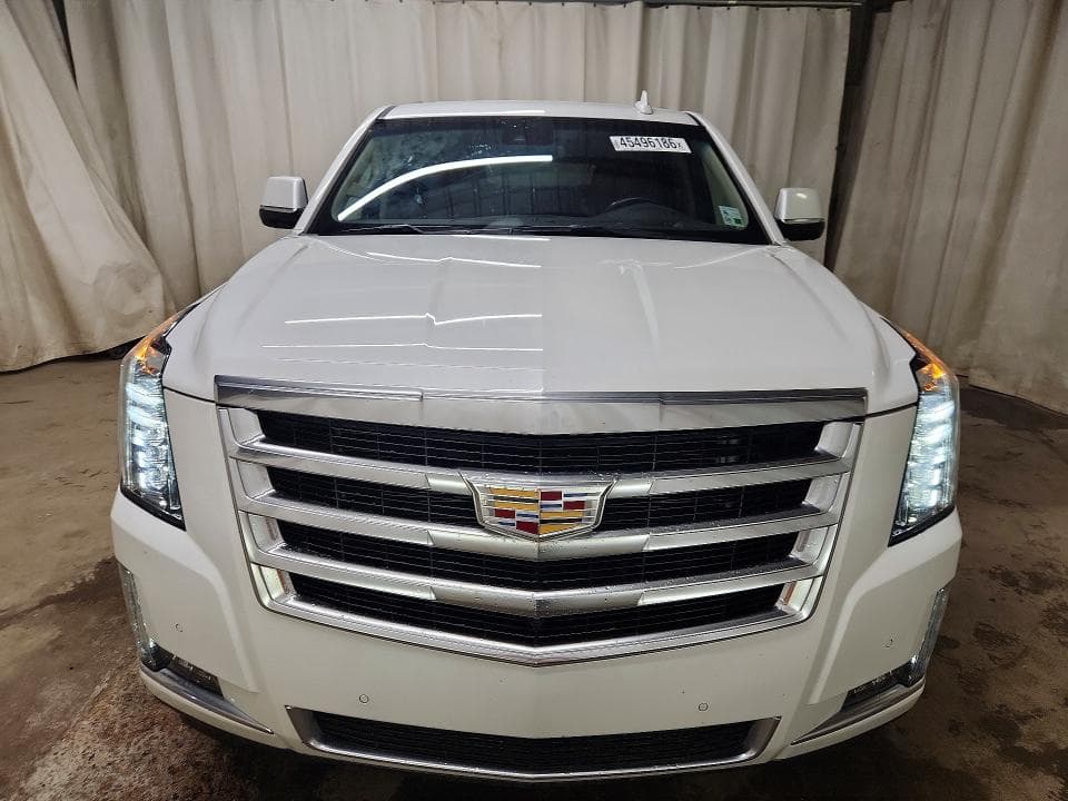2017 CADILLAC ESCALADE ESV LUXURY 5