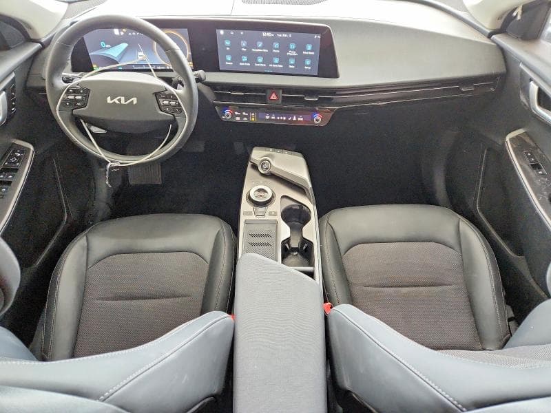 2024 KIA EV6 LIGHT LONG RANGE 8
