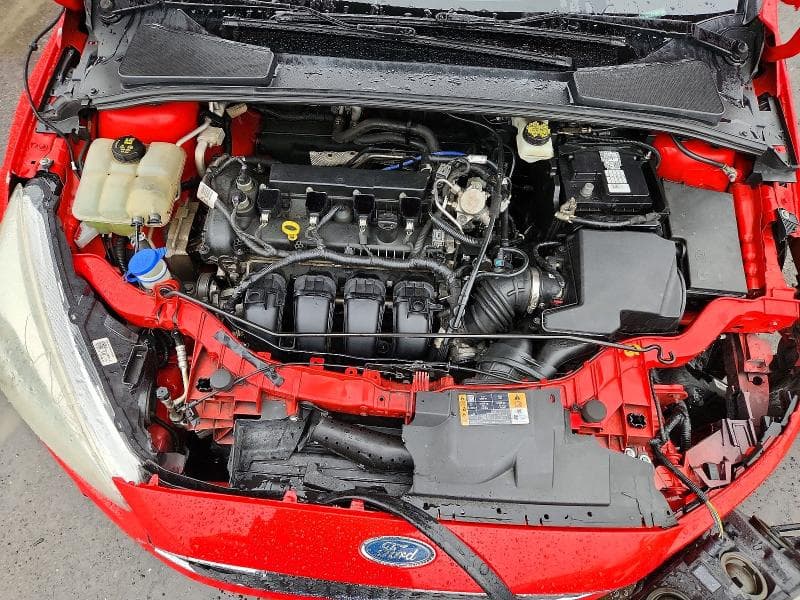 2017 FORD FOCUS SE 11