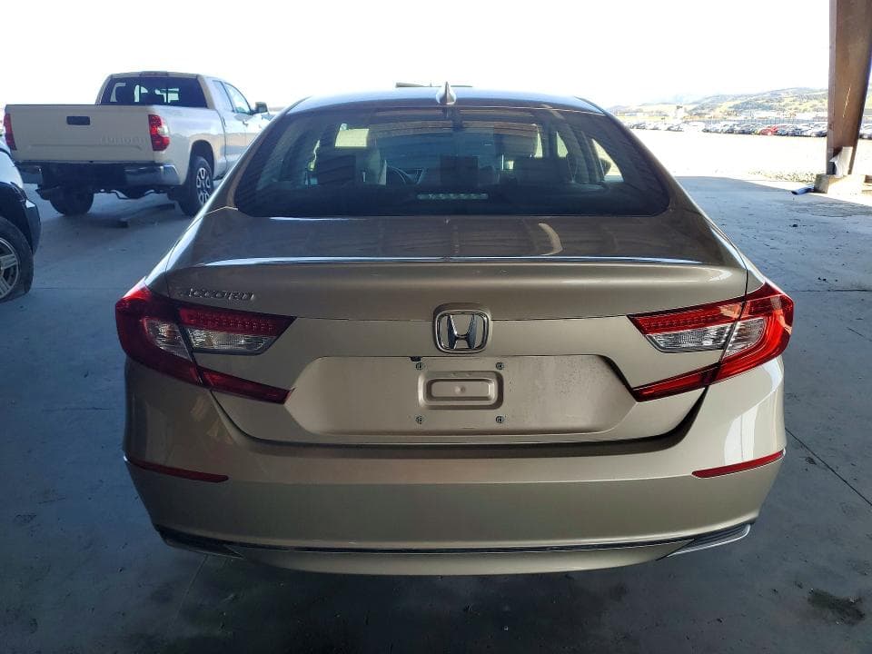 2018 HONDA ACCORD EX 6
