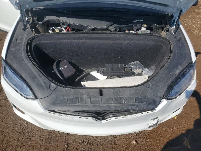 2018 TESLA MODEL X 11