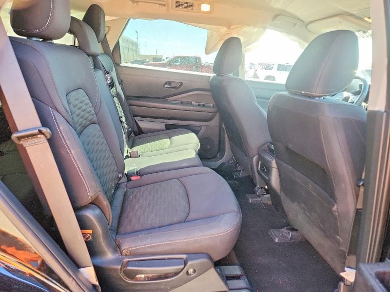 2024 NISSAN PATHFINDER S 10
