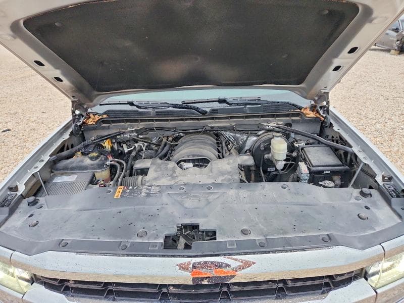 2018 CHEVROLET SILVERADO C1500 LT 11