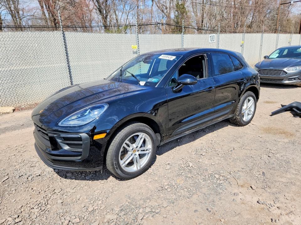 2026 PORSCHE MACAN BASE
