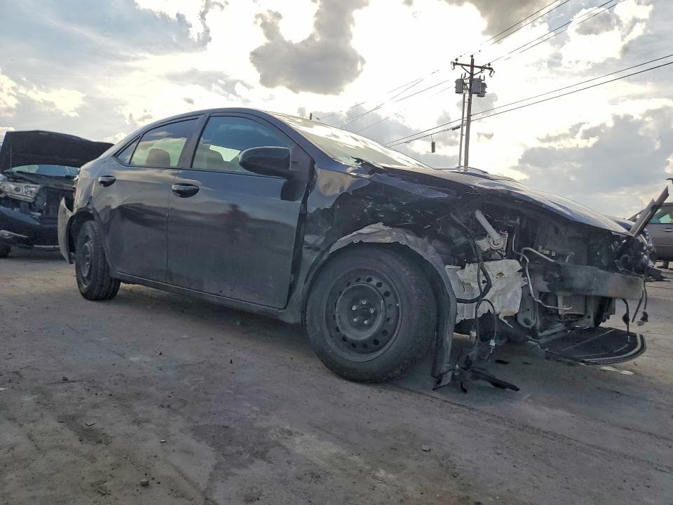 2019 TOYOTA COROLLA LE 4