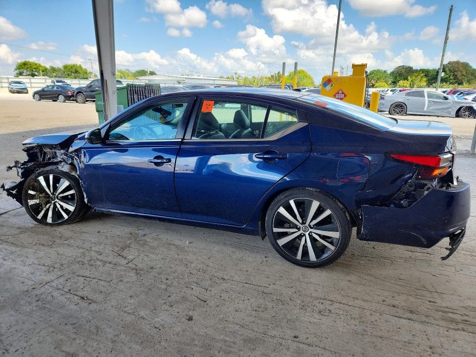 2021 NISSAN ALTIMA 2.5 SR 2