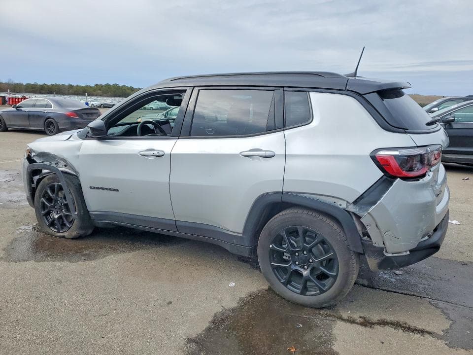 2024 JEEP COMPASS LATITUDE 2