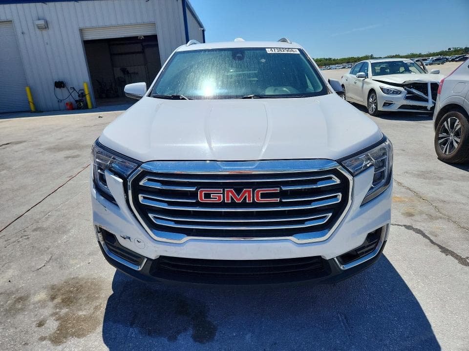 2023 GMC TERRAIN 5