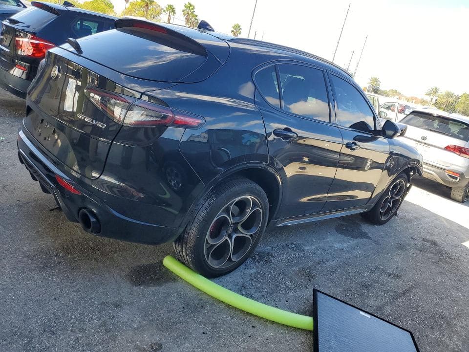 2024 ALFA ROMEO STELVIO TI 3
