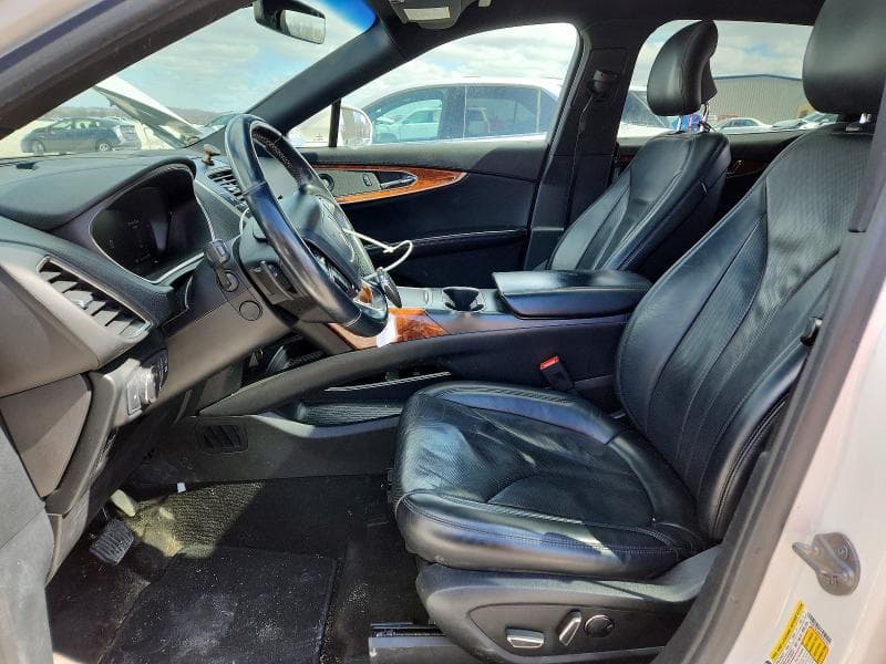 2019 LINCOLN NAUTILUS RESERVE 7