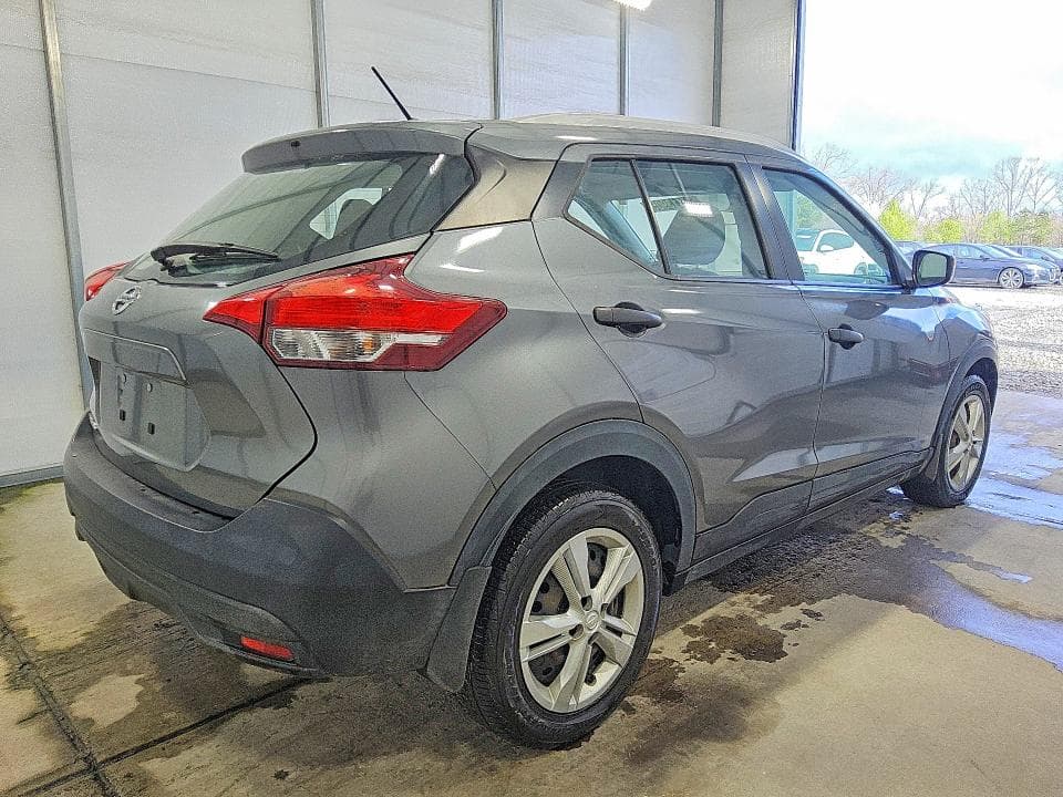 2019 NISSAN KICKS S 3