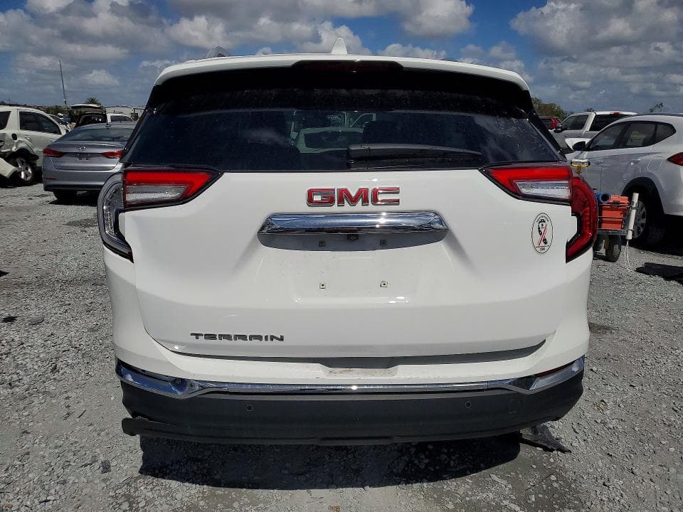 2024 GMC TERRAIN SLT 6