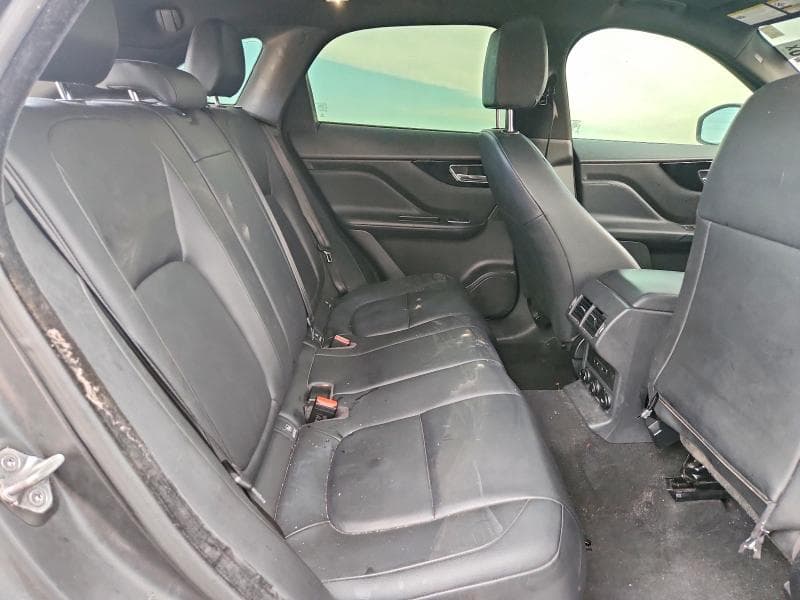 2018 JAGUAR F-PACE PREMIUM 10