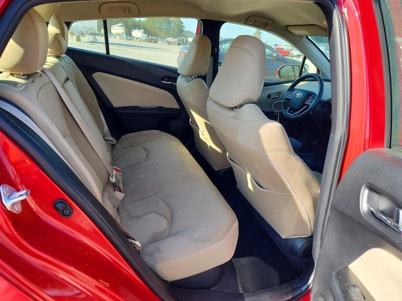 2019 TOYOTA PRIUS LE 10