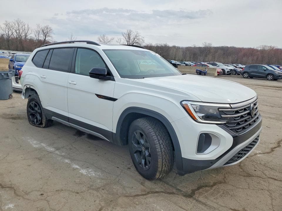 2025 VOLKSWAGEN ATLAS PEAK EDITION SE PEAK EDITION SE 4