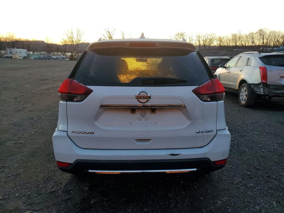 2017 NISSAN ROGUE SV 6