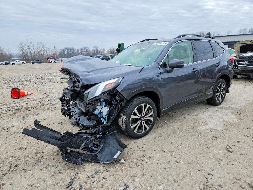 2023 SUBARU FORESTER - 1