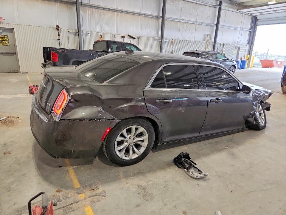 2019 CHRYSLER 300 TOURING 3