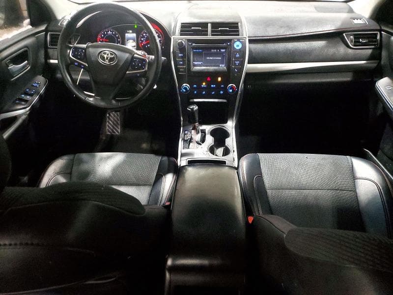2017 TOYOTA CAMRY LE 8