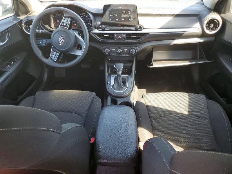 2020 KIA FORTE FE 8