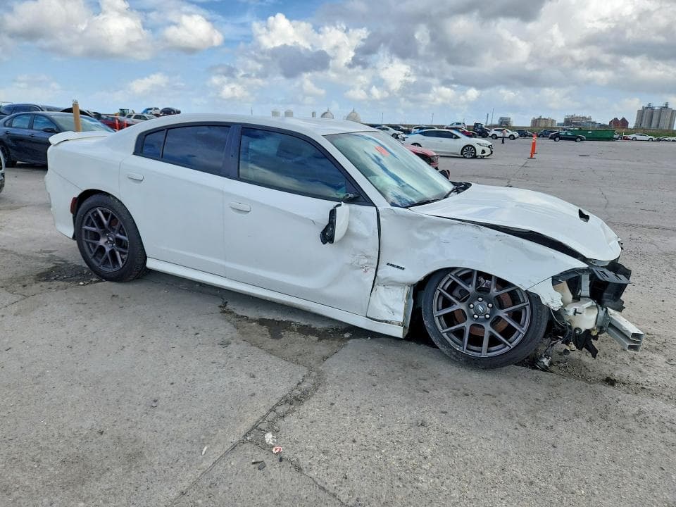 2019 DODGE CHARGER R 4
