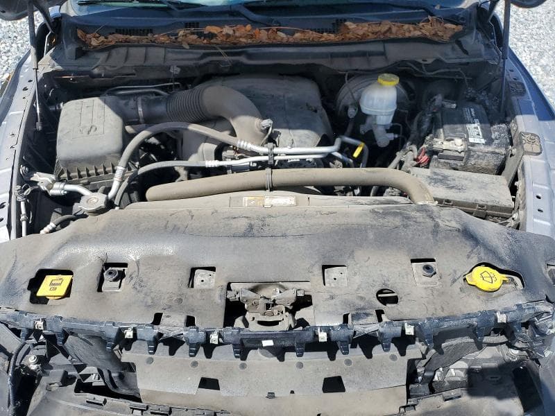 2019 RAM 1500 CLASSIC SLT 11