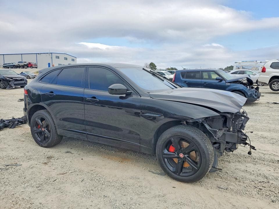 2017 JAGUAR F-PACE S 4